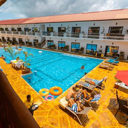 Canary Hotel & Spa นูงวี ภายนอก รูปภาพ