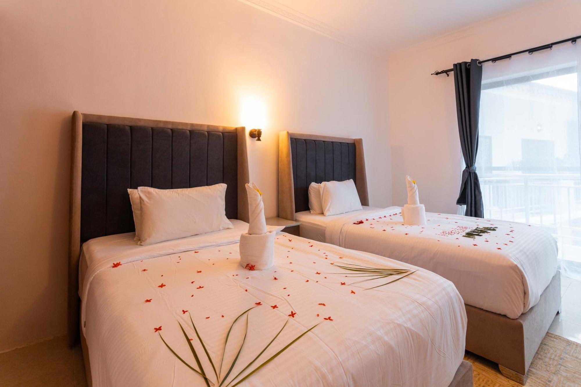 Canary Hotel & Spa นูงวี ภายนอก รูปภาพ