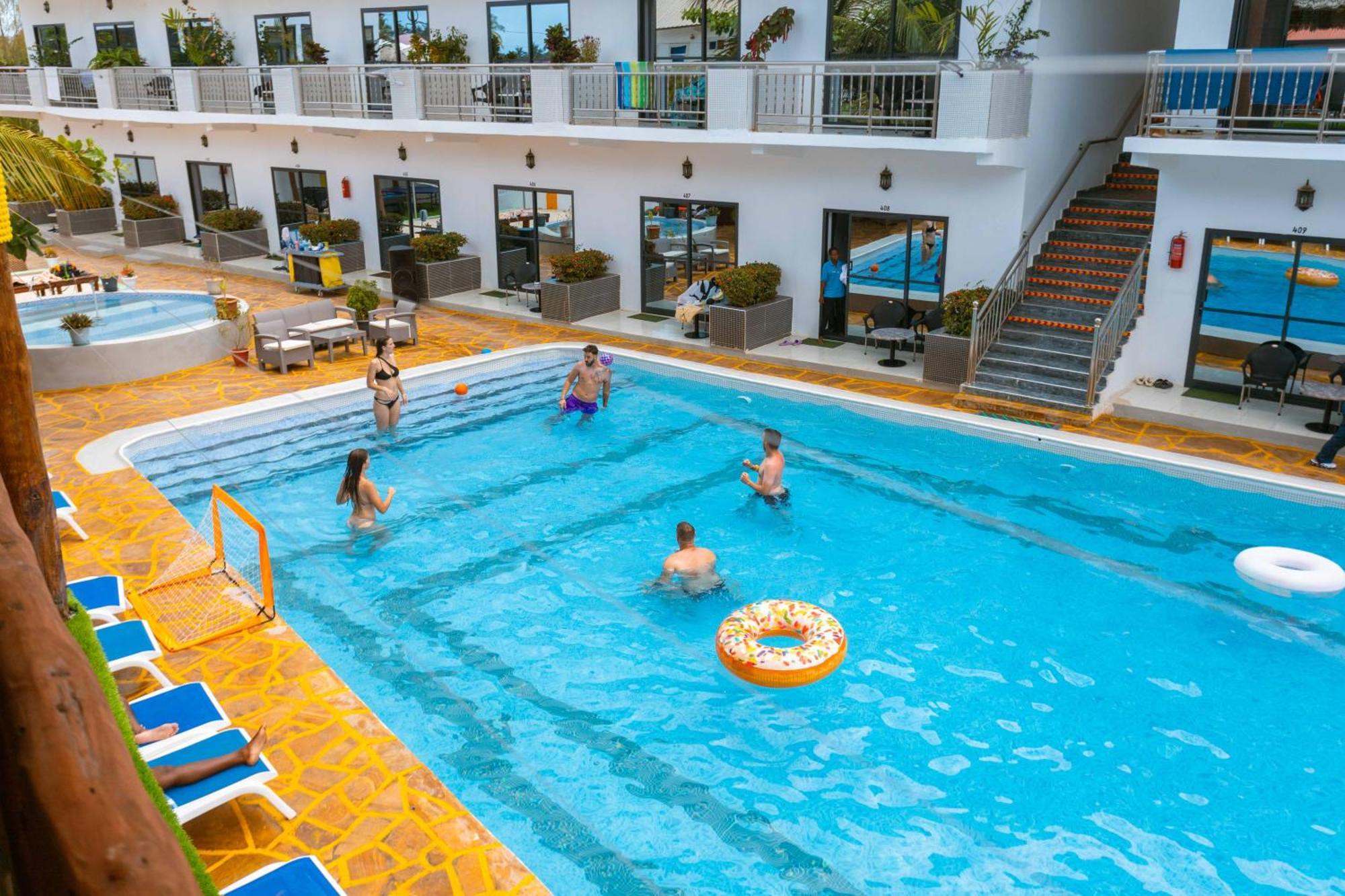 Canary Hotel & Spa นูงวี ภายนอก รูปภาพ