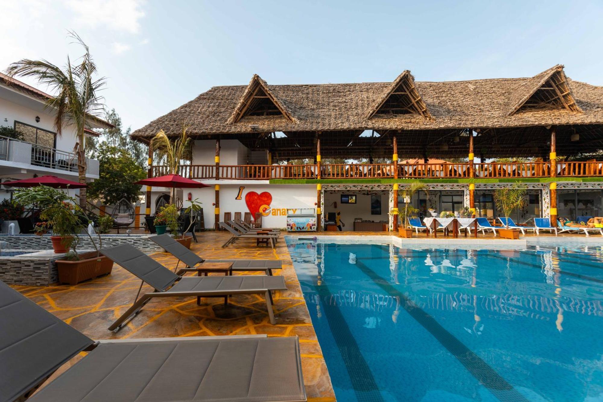 Canary Hotel & Spa นูงวี ภายนอก รูปภาพ