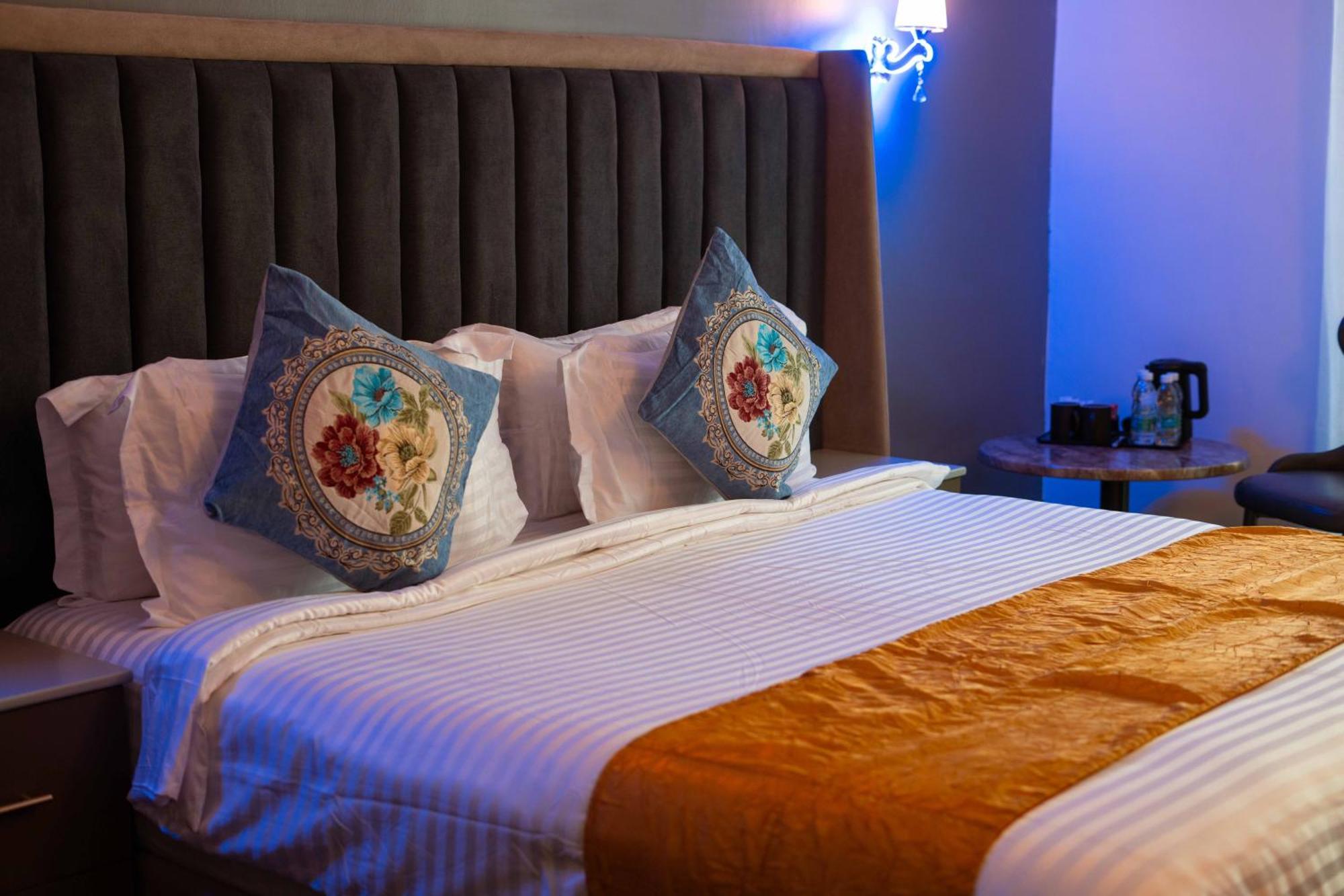 Canary Hotel & Spa นูงวี ภายนอก รูปภาพ