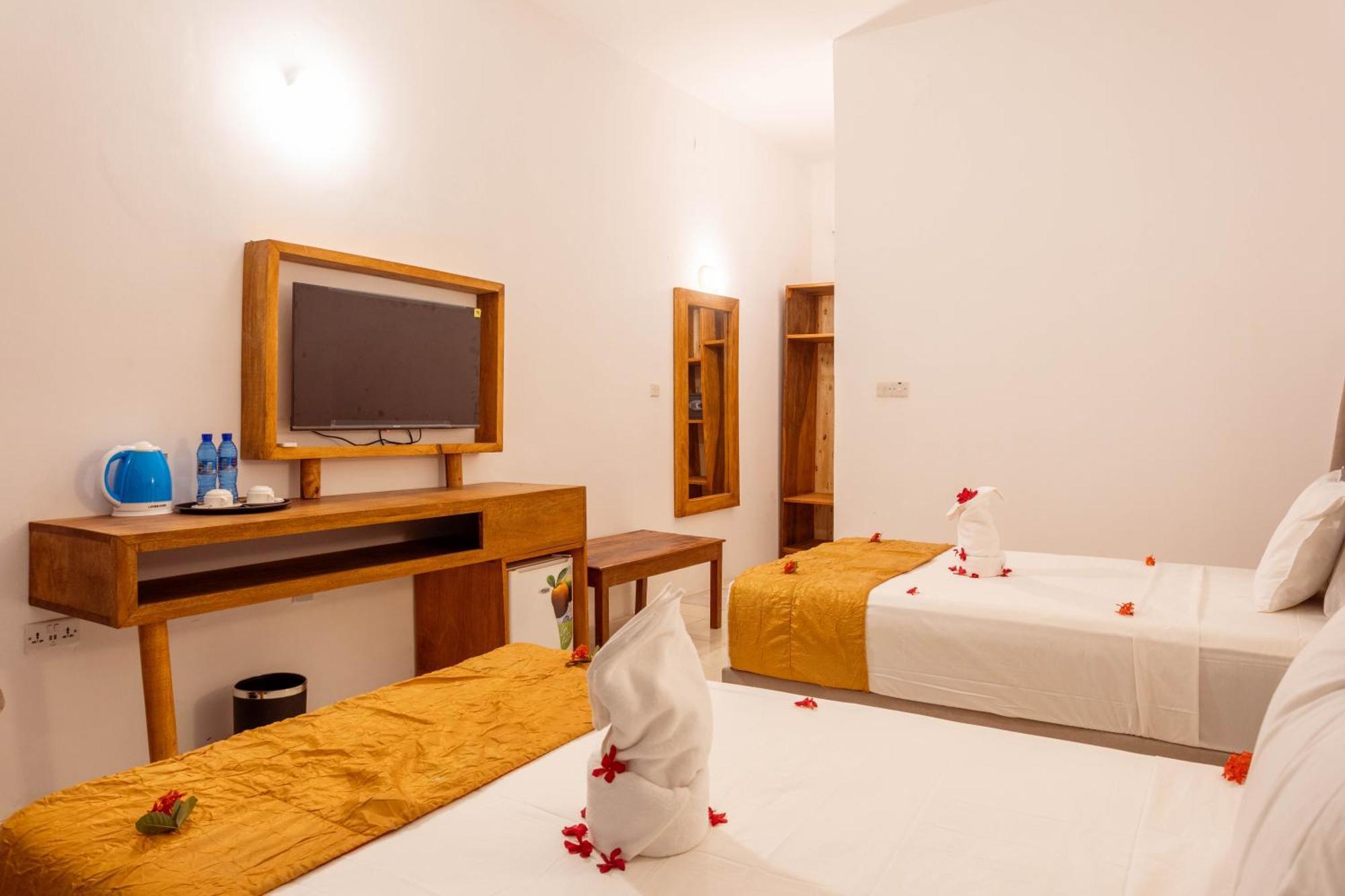 Canary Hotel & Spa นูงวี ภายนอก รูปภาพ