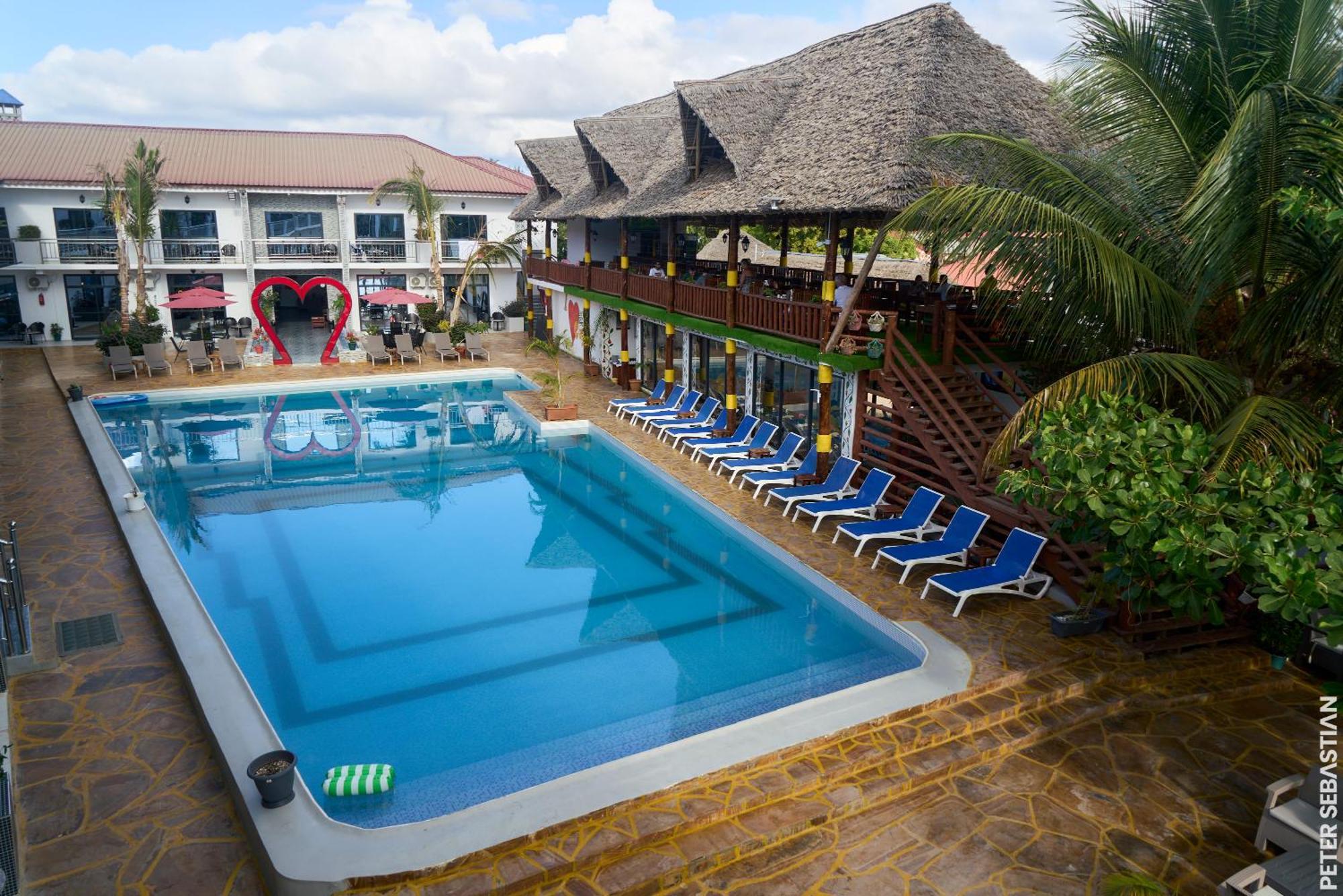 Canary Hotel & Spa นูงวี ภายนอก รูปภาพ