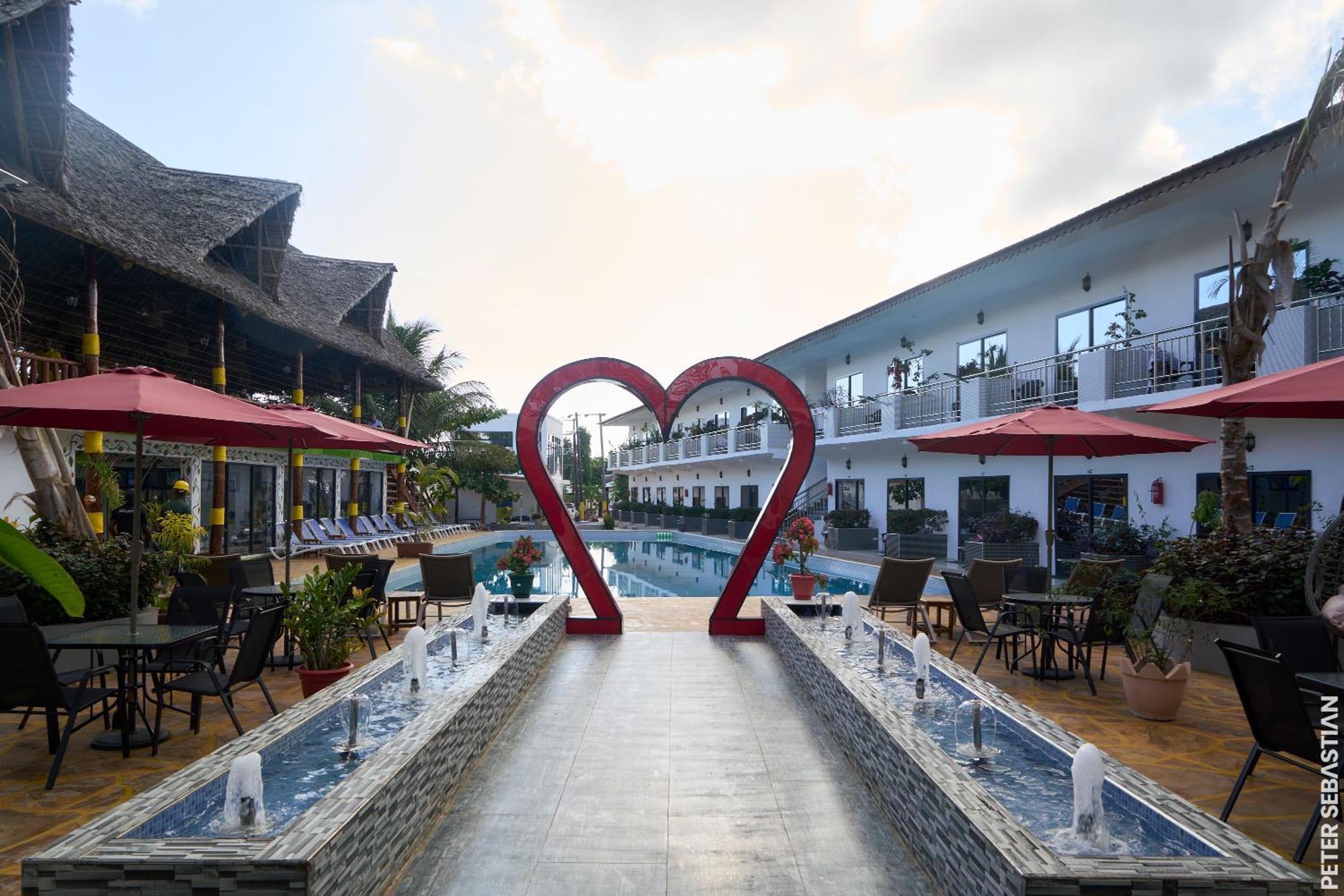 Canary Hotel & Spa นูงวี ภายนอก รูปภาพ
