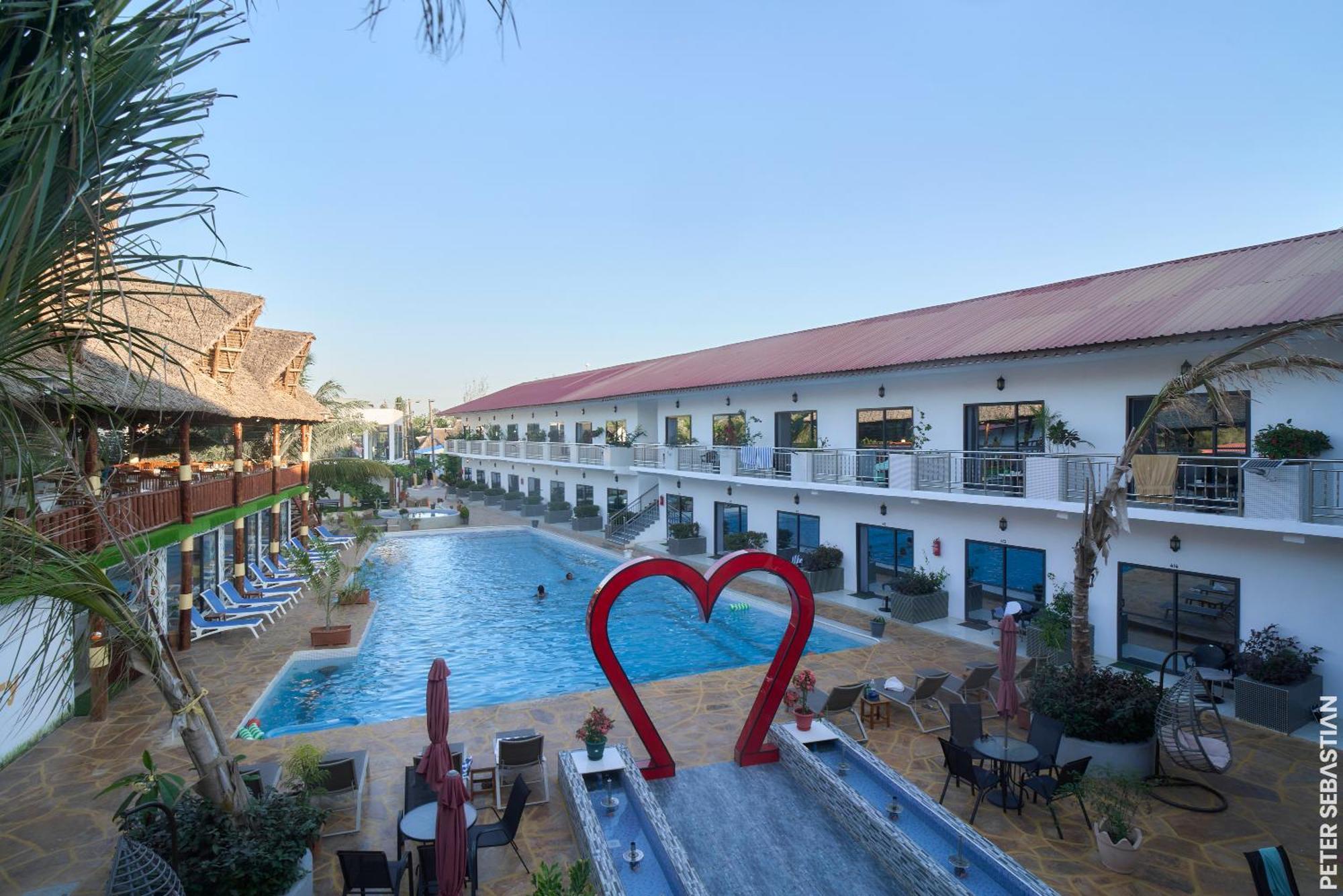Canary Hotel & Spa นูงวี ภายนอก รูปภาพ
